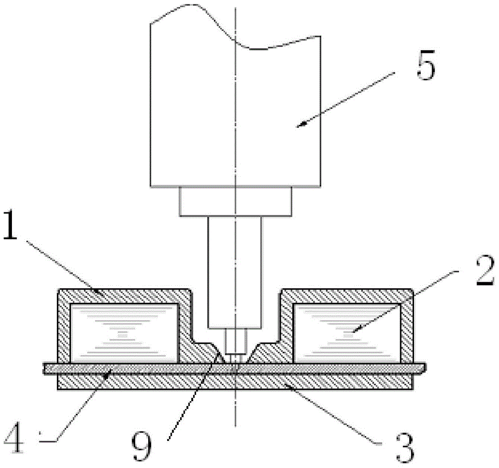 Large-diameter thin walled cylinder butt welding assembly clamping device