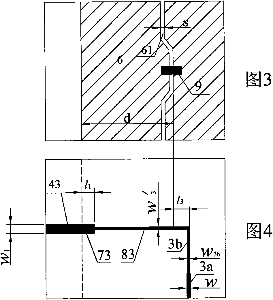 Anti-phase microwave power divider with arbitrary power distribution ratio