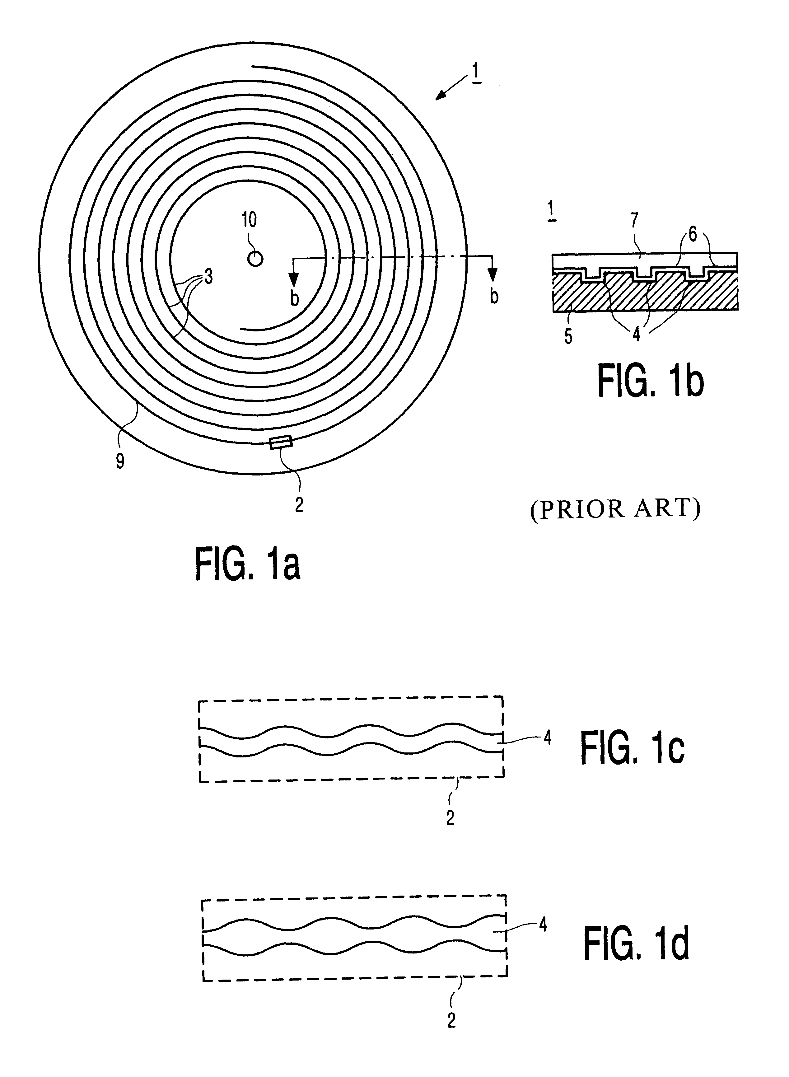 Record carrier and apparatus for scanning the record carrier