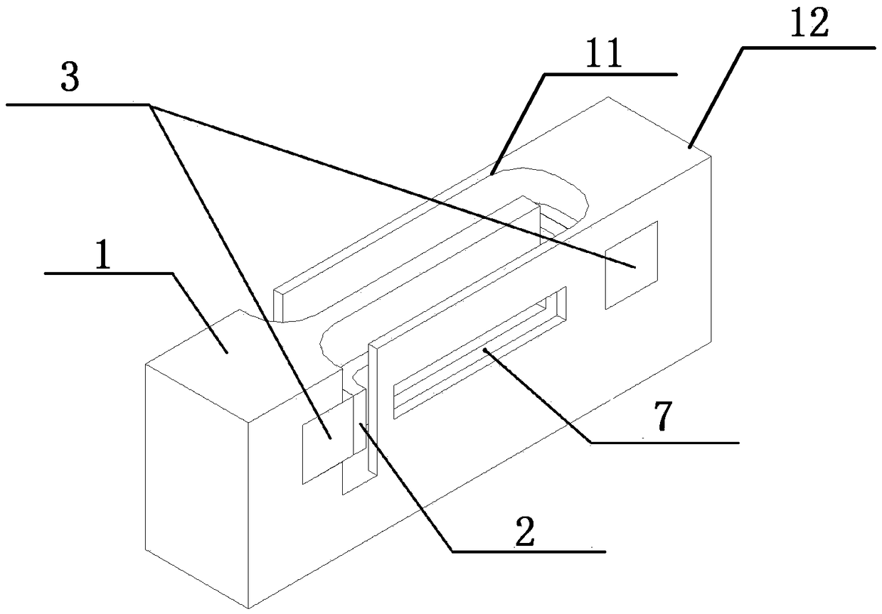 Quasi-coaxial zigzag sheet beam slow-wave structure