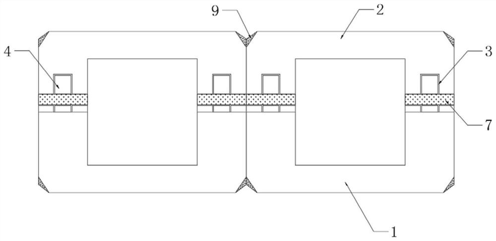 A hollow glass wall with splicing function for display windows and its splicing method