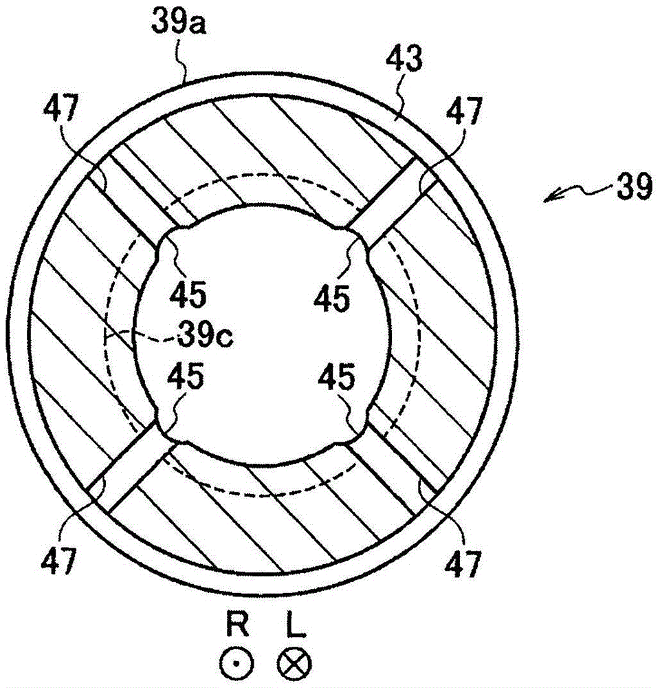 Rotor shaft support structure and supercharger