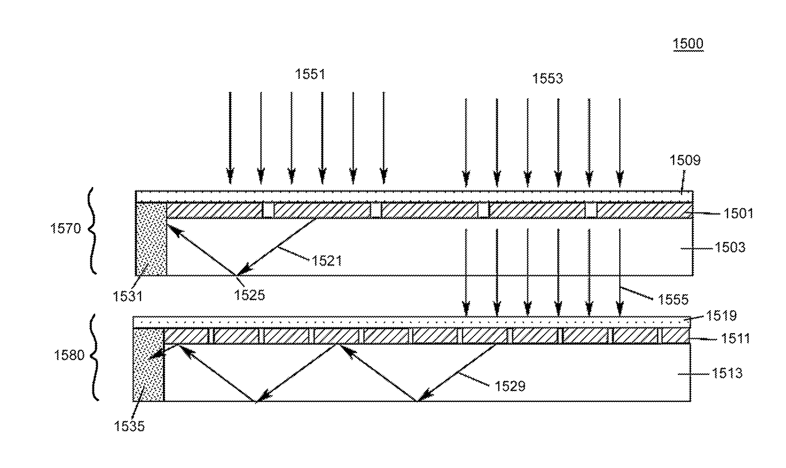 Integrated solar cell nanoarray layers and light concentrating device
