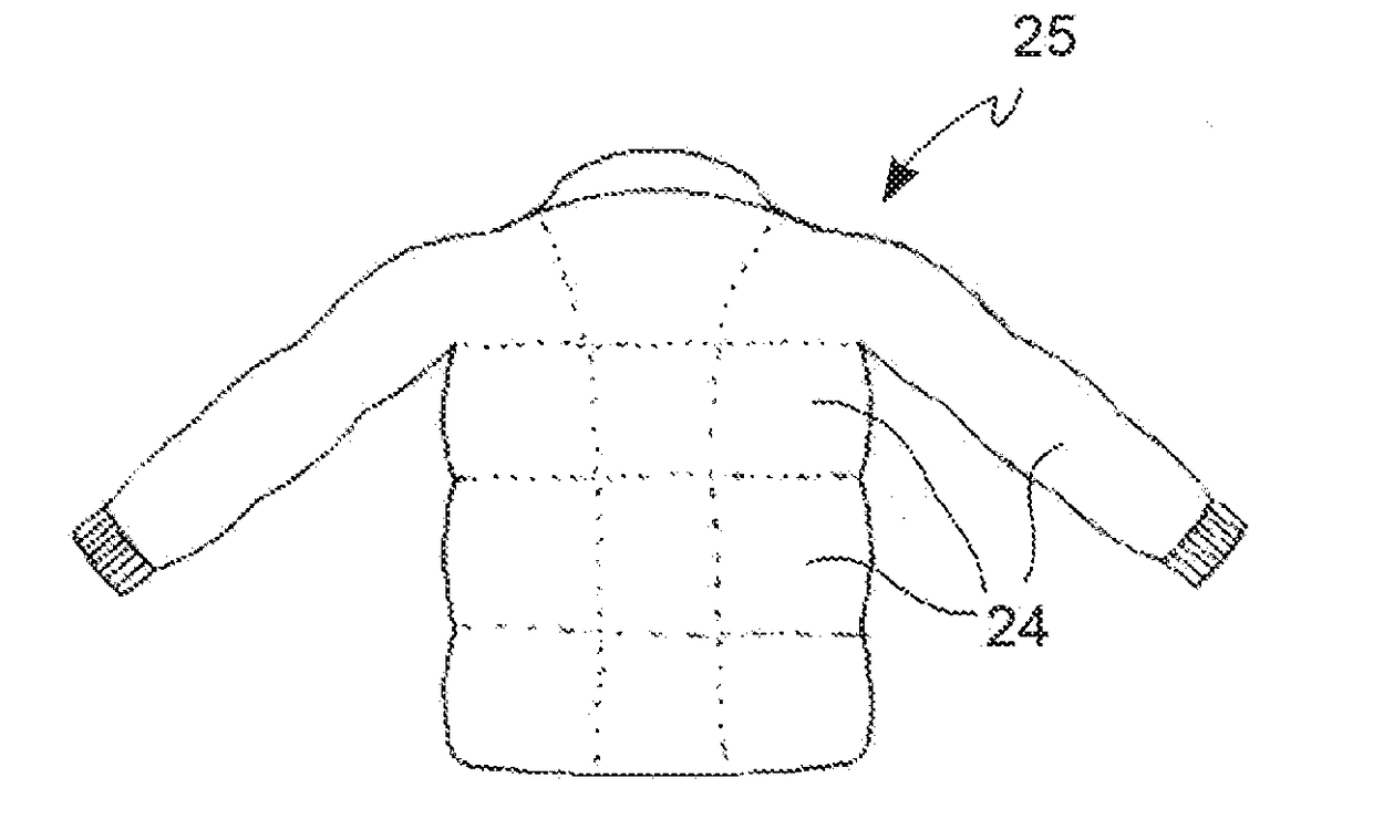 Method for filling a fillable portion of a garment to be padded and padded garment