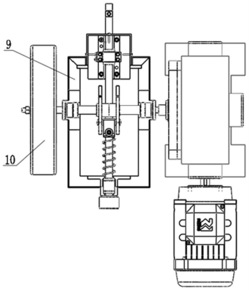 Automatic pipe breaking device for vertical heat collecting pipe production line