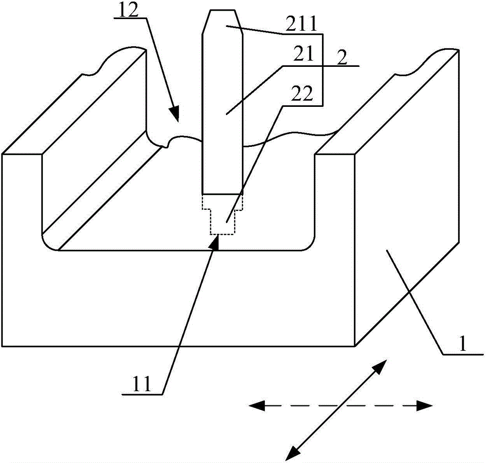 Positioning device and buckling positioning method of longitudinal beam