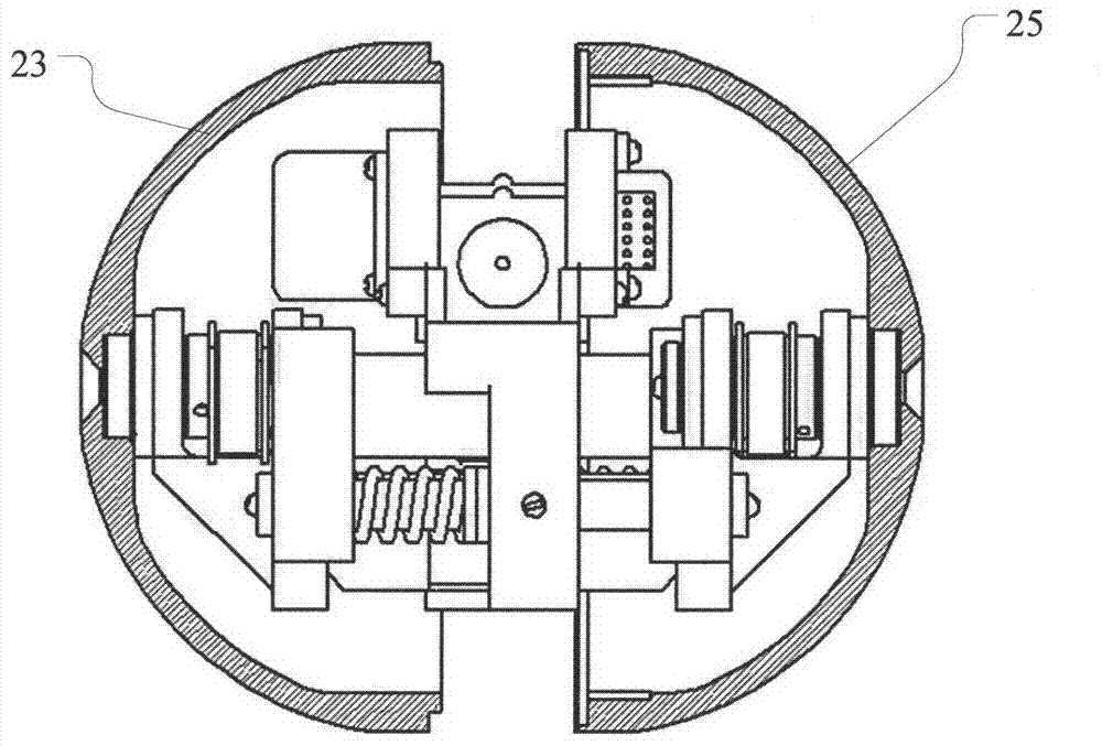 Throwing robot with changeable shape