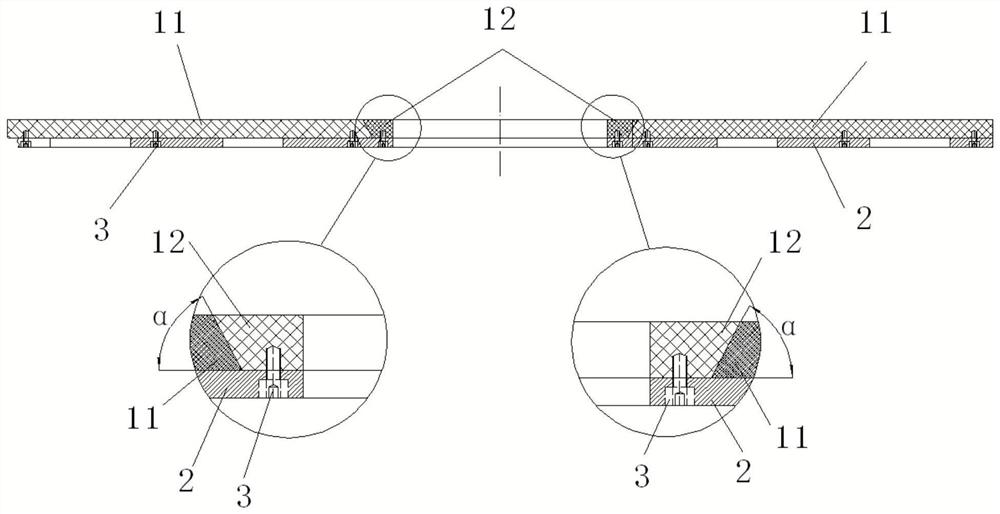 A bottle unscrambling turntable structure and processing method thereof