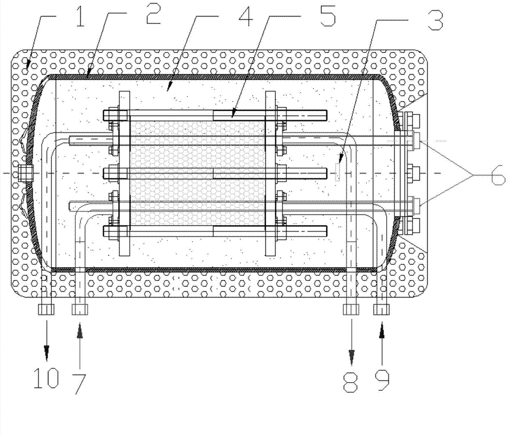 Phase change material and plate type heat exchanger combined phase change energy storage tank