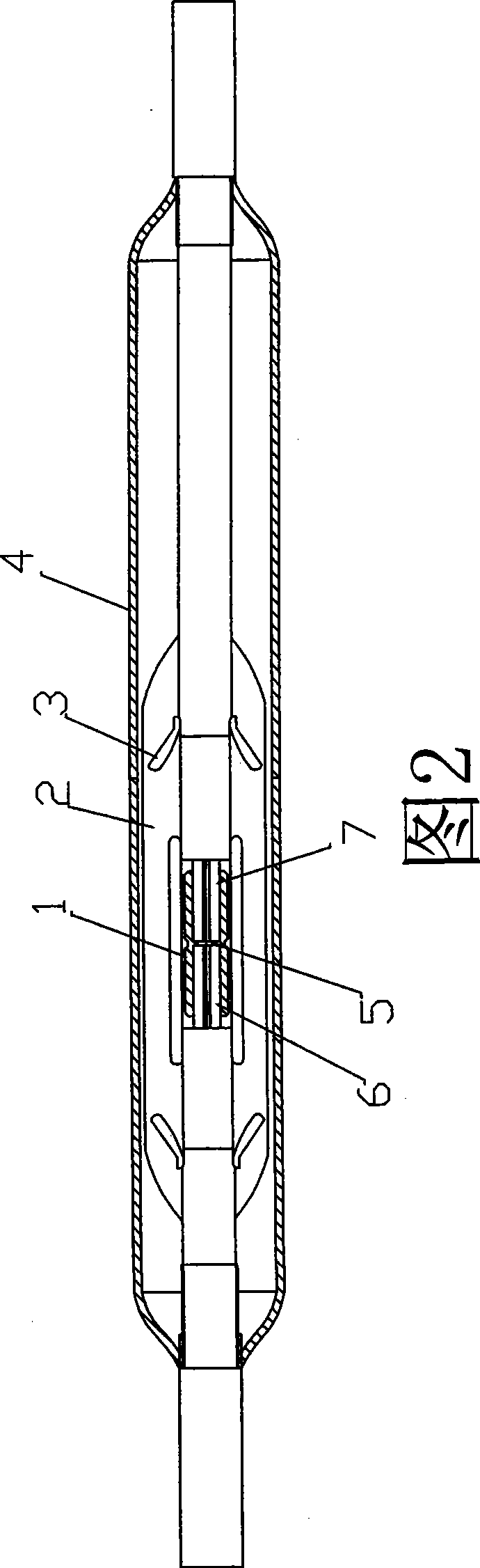 Middle joint of high voltage electric cable for connecting composite optical fiber and connecting method