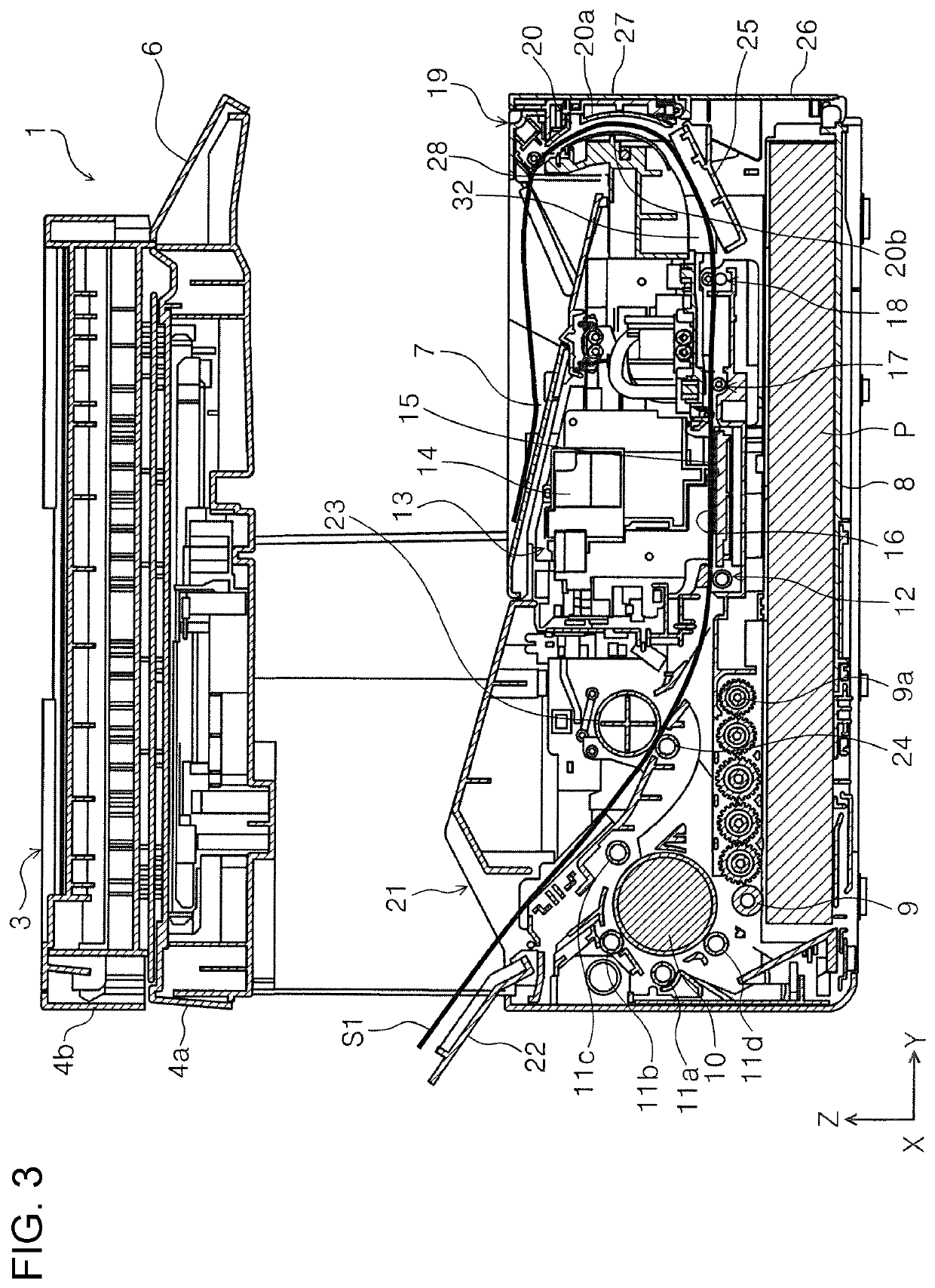 Medium transporting device and recording apparatus