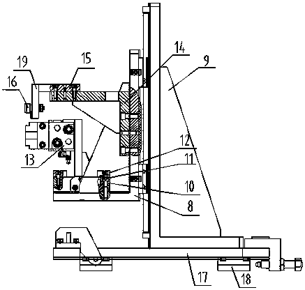 Automatic assembly welding machine for cross beam