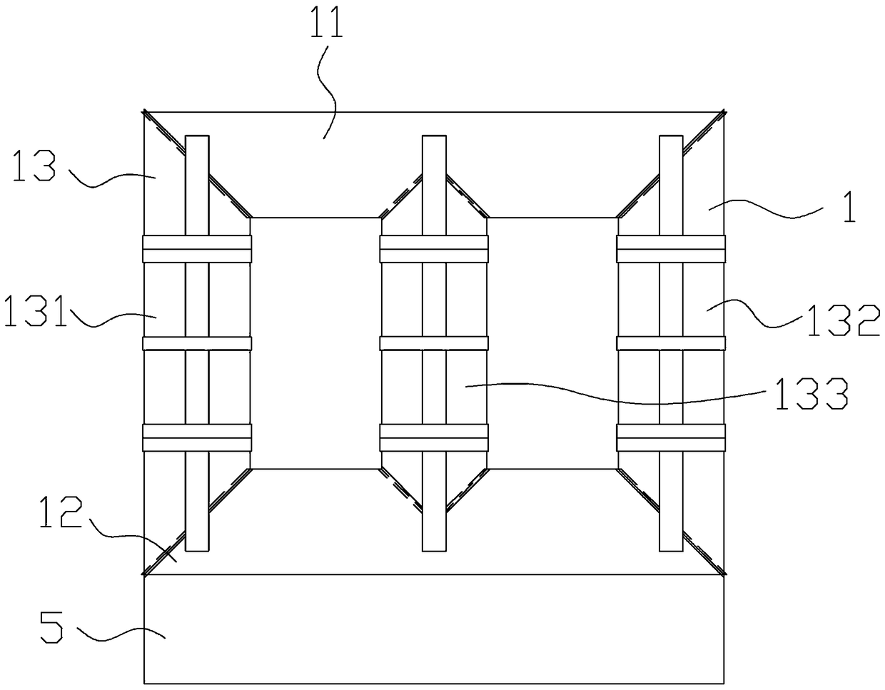 Phase-missing self-protecting Scott transformer with compensating iron yoke