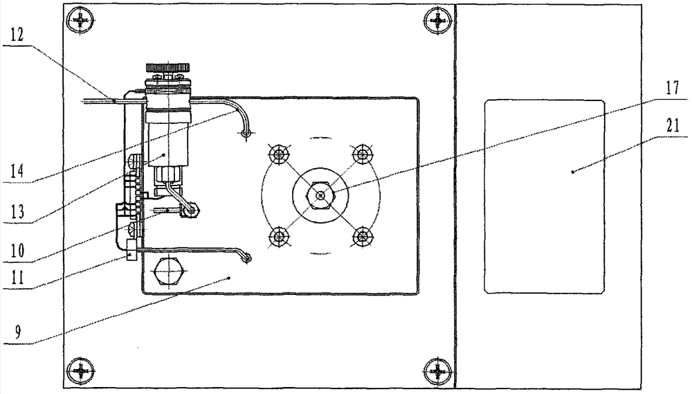 Sampling evaporator comprising automatic replacement device and used for low-pressure liquefied gas inspection