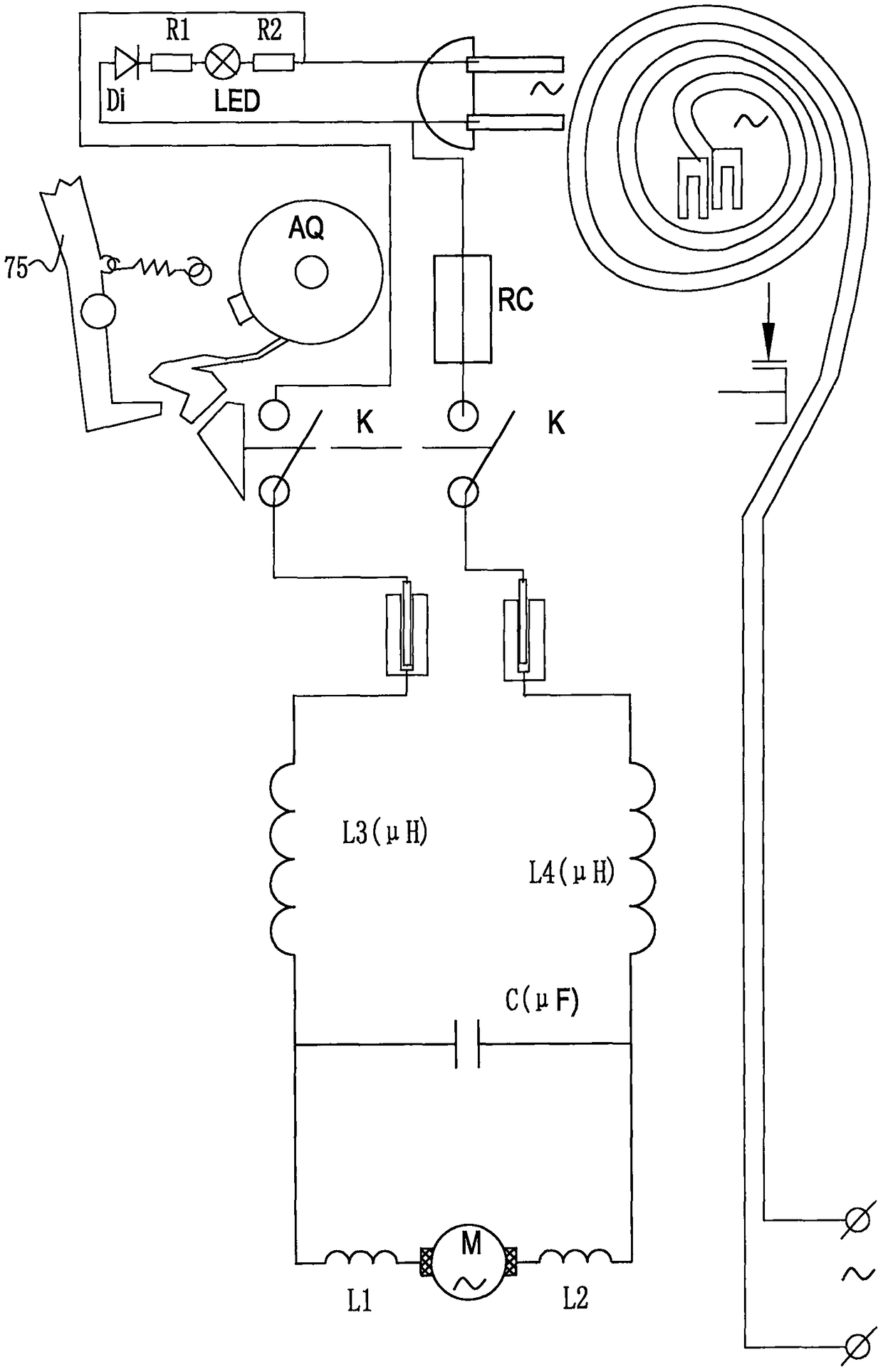 Method for using ultrasonic waves to perceive sequential formation charging of multiple intelligent lawn mowers