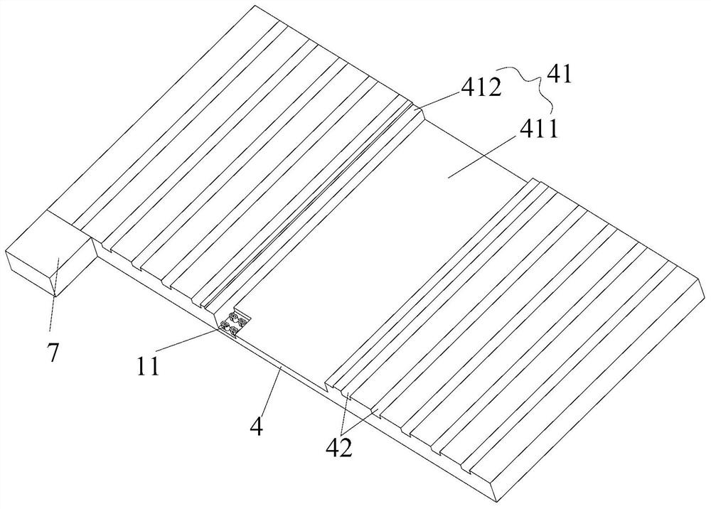 Intelligent monitoring flexible induction band and intelligent monitoring system for bed