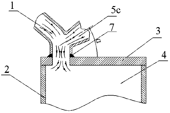 Auxiliary branch intake port for diesel engine