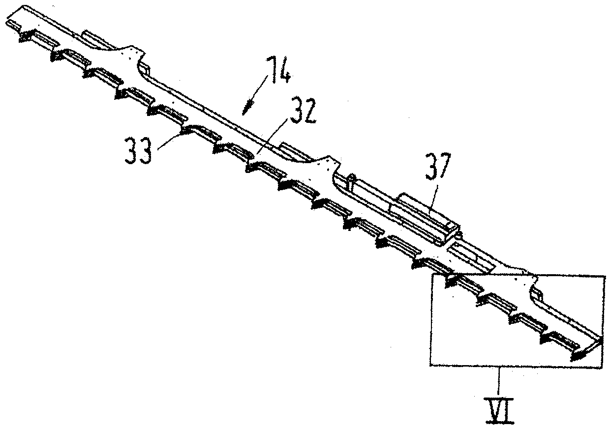 Knotting mechanisms and creels