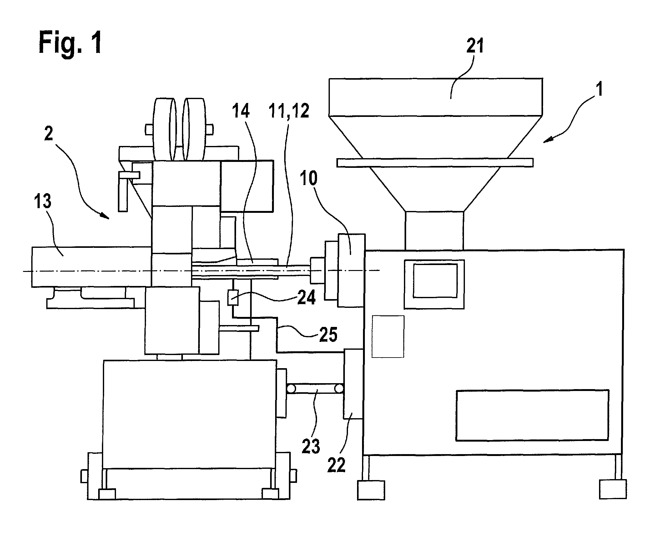 Device for filling packing wrappers with stuffing