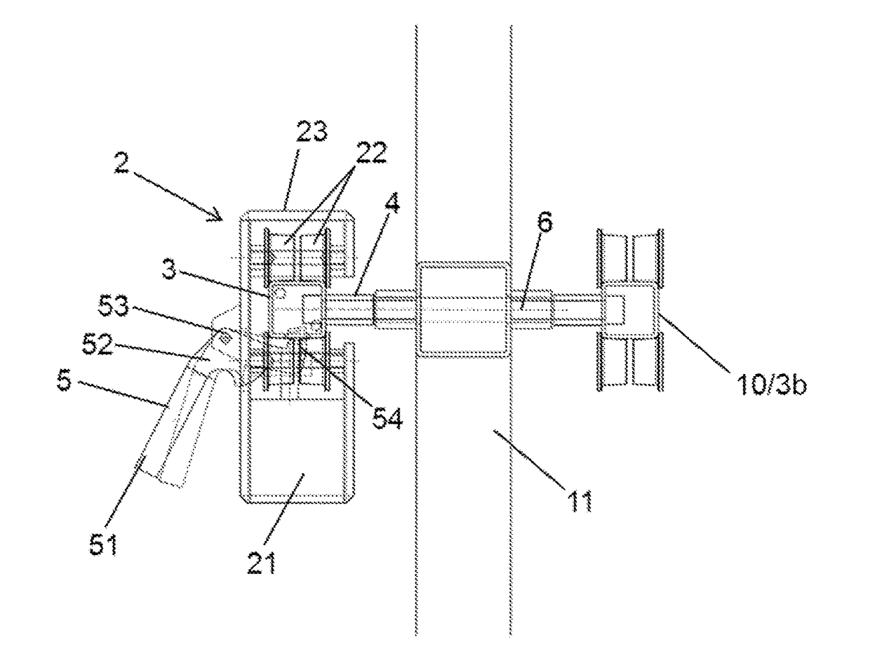 Arrangement and method for adjusting load in training equipment