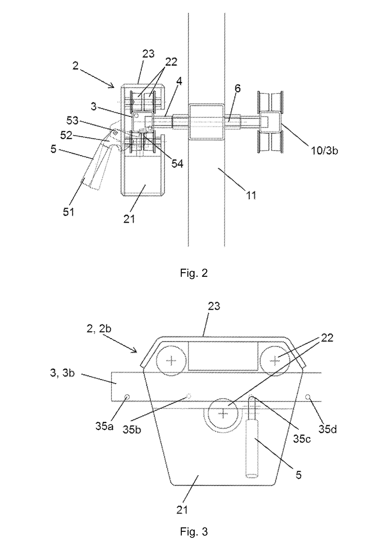 Arrangement and method for adjusting load in training equipment