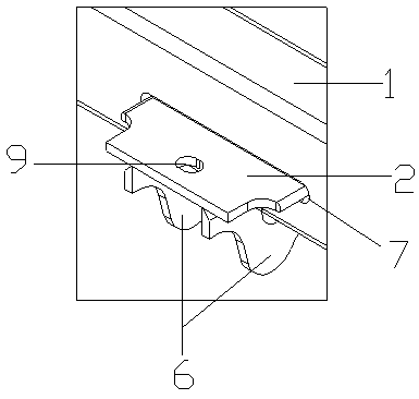 A suspension structure for heavy equipment