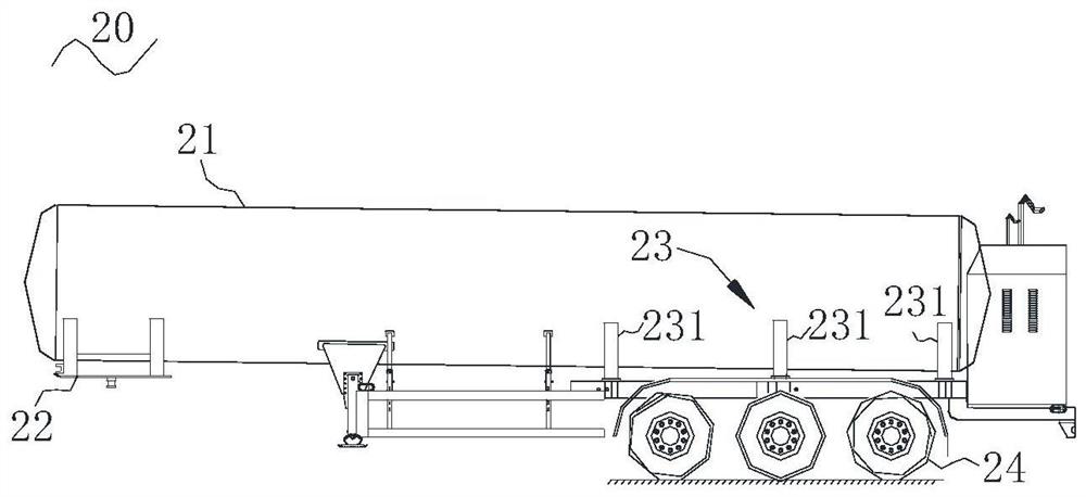 Tank car assembling tool and assembling method