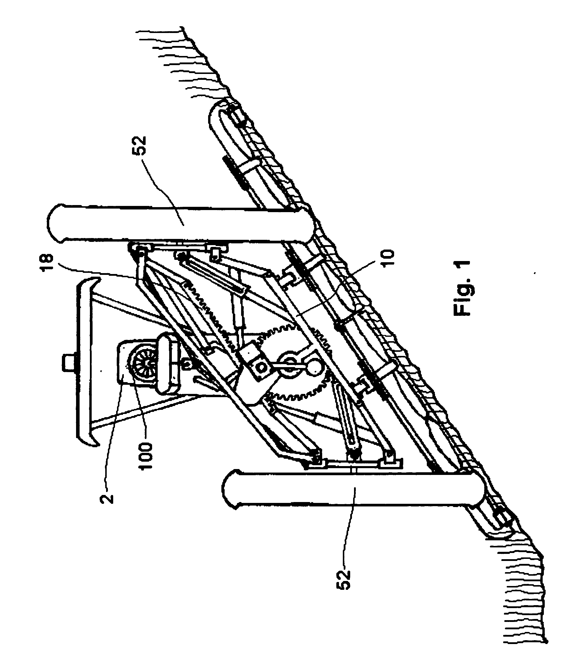 Four wheel drive stationary body vehicle having controlled wheel and passenger compartment lateral lean with independent steering