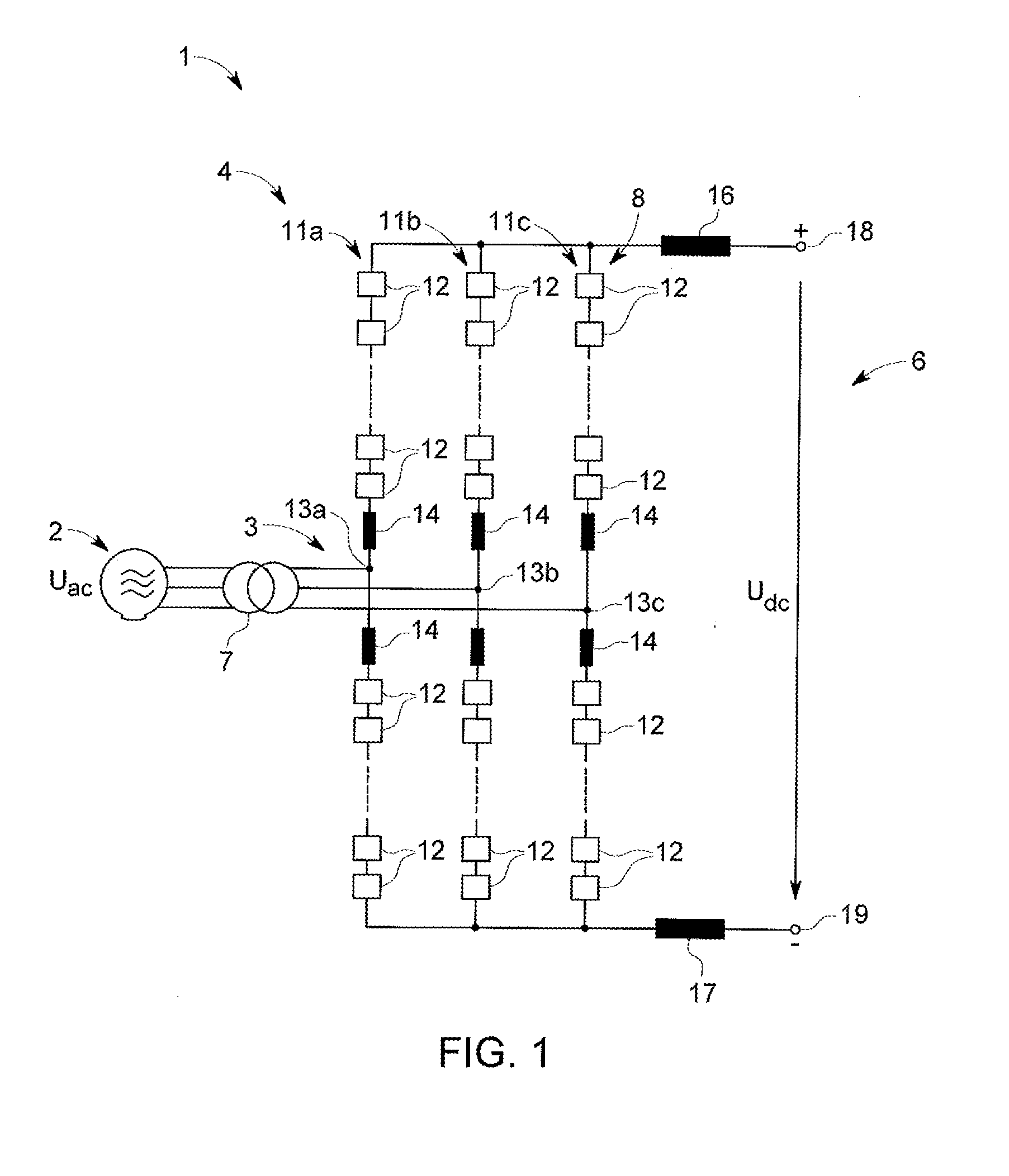 Converter submodule with short-circuit device and power converter having same