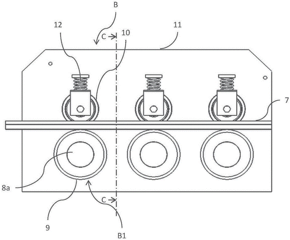 Passenger conveying device