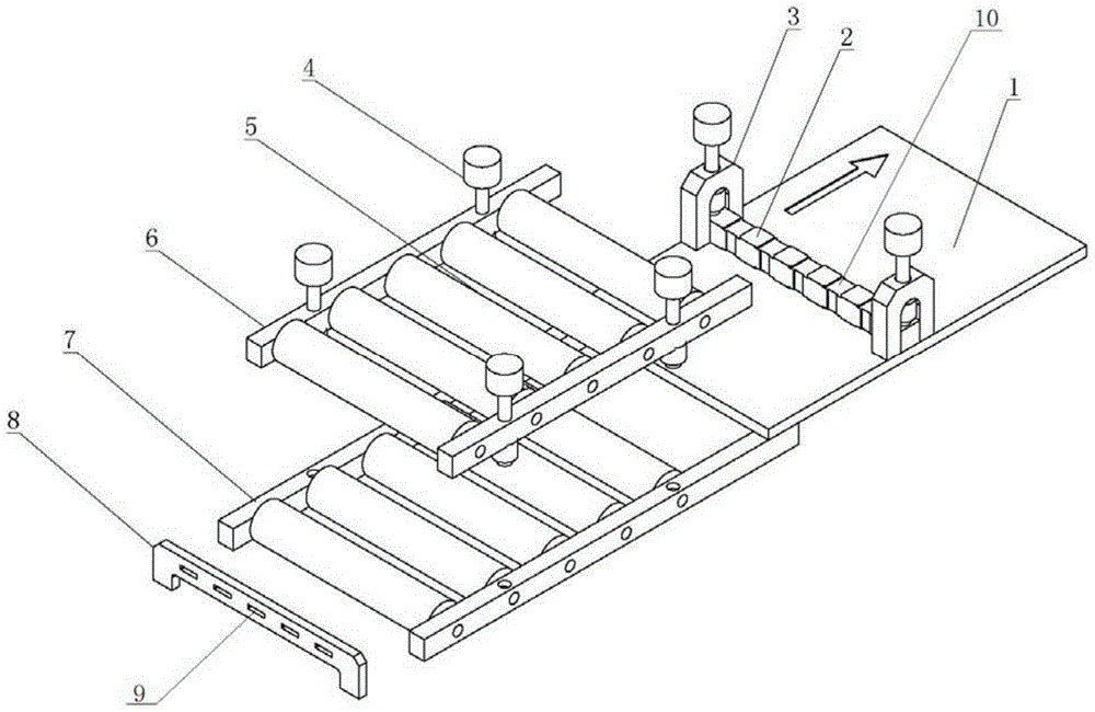 Interconnect strip cutting and conveying device for crystalline silicon solar cell modules