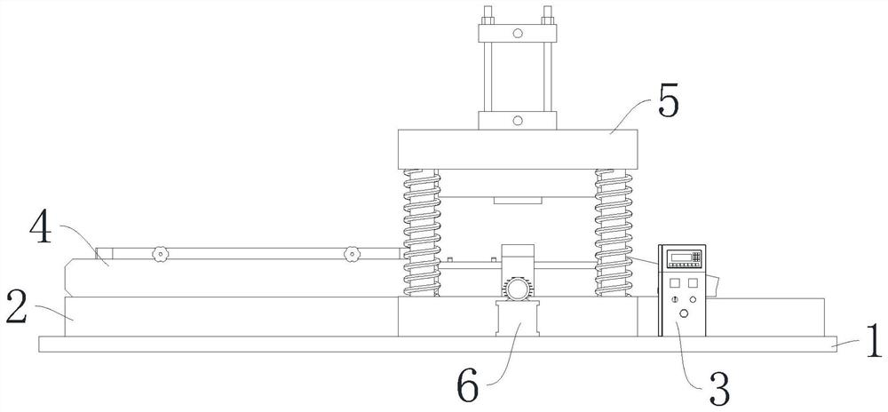 Stamping die capable of automatically correcting plate deviation