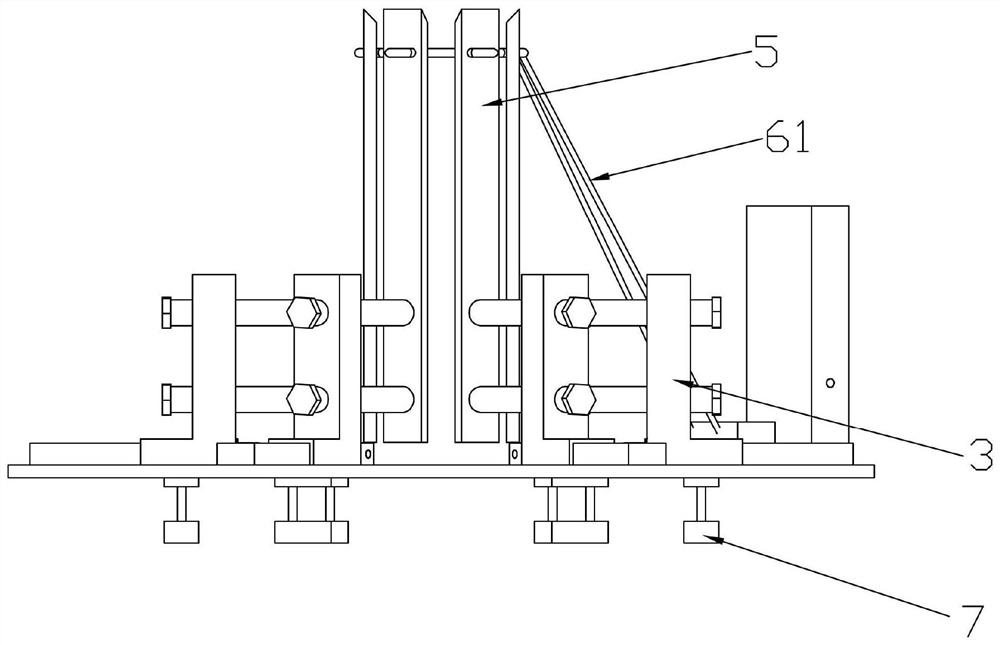 A variable-diameter self-adaptive combing tool for banana fruit shafts based on wire cutting