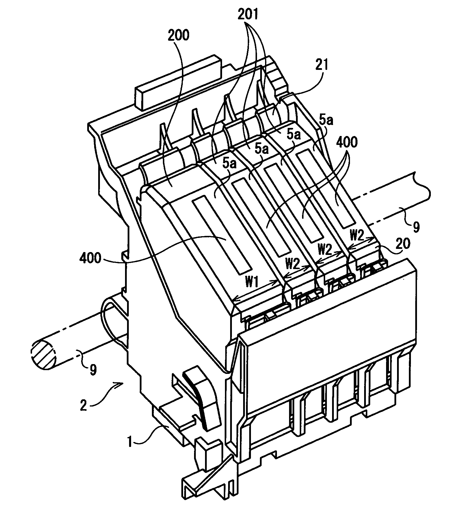 Information communicating member, liquid container having information communicating member and liquid ejecting apparatus