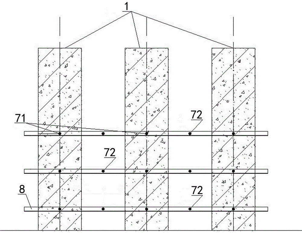 Construction method of underground water prevention and exterior wall structures of narrow space of deep foundation pit