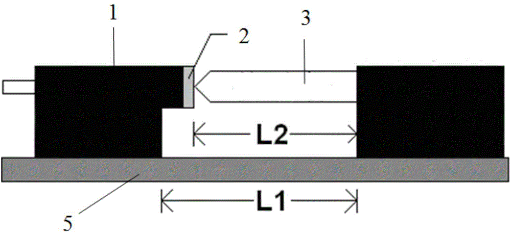 Optical fiber strain sensor and preparation method thereof