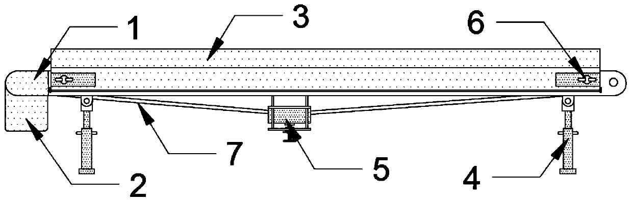 Belt conveying device convenient to check and overhaul