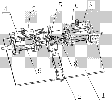 Automatic riveting device of transformer
