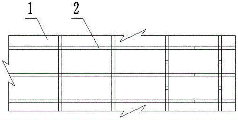 Water pressure balance structure and construction method of stilling basin bottom plate