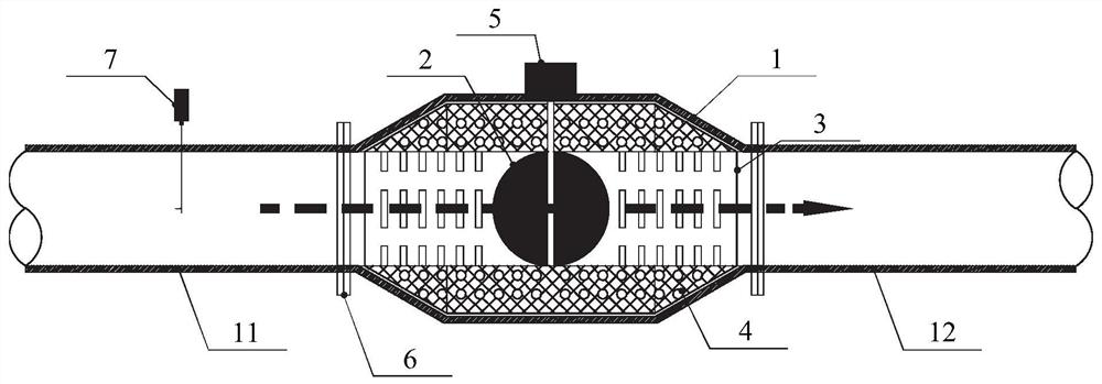 Pipeline type pollutant treatment device capable of switching double flow channels