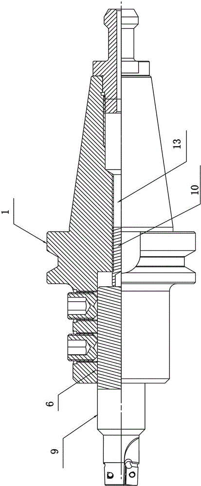 Tool clamp capable of adjusting overhang amount of tool in a large range
