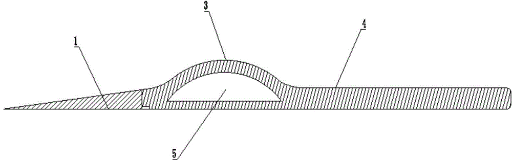 Pillow with pillow height automatically adjusted and application method thereof