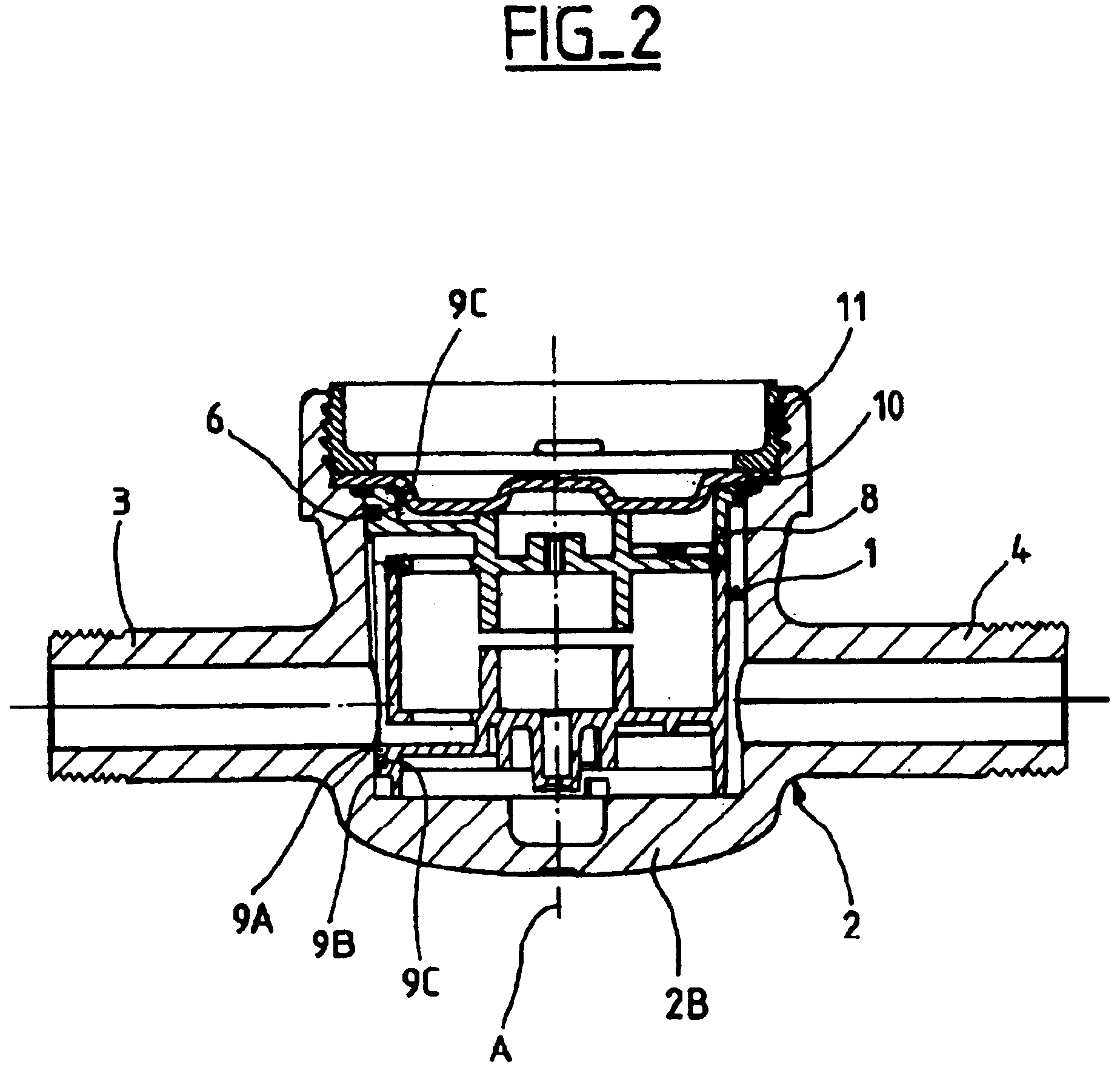 Fluid meter, in particular water meter with volumetric measurement chamber