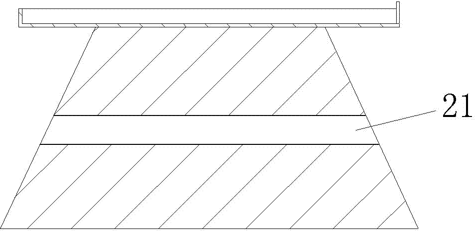 Rapid drainage type water storage overflow dam