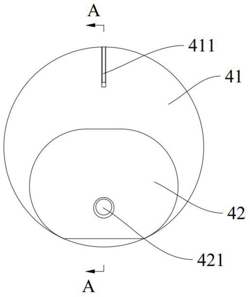 Guide wire auxiliary device for bifurcation lesion and medical instrument with guide wire auxiliary device