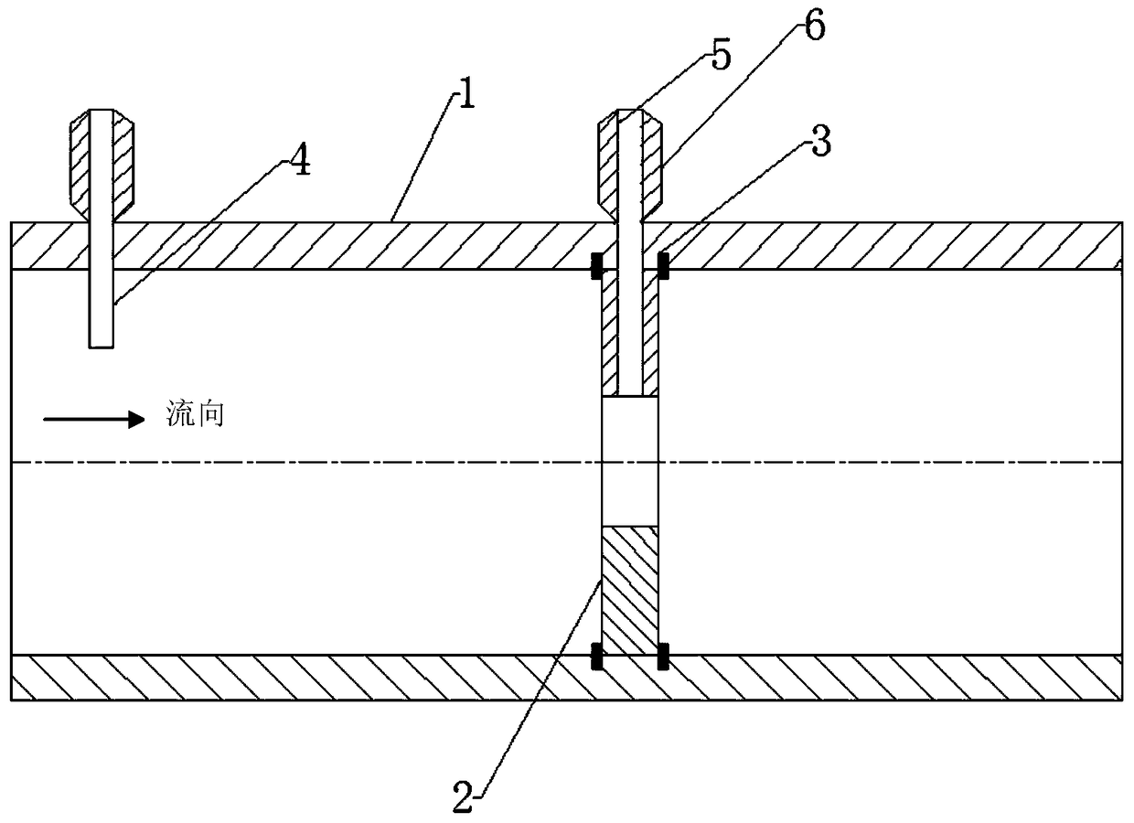 Flow measuring device with single measuring tube for nuclear power and mounting method of device