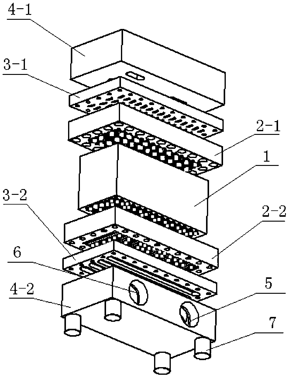 Honeycomb type heat exchanger adopting multiple times of diffluence and confluence