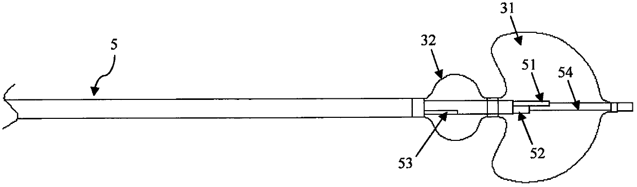 A cryoablation catheter with an insulating capsule