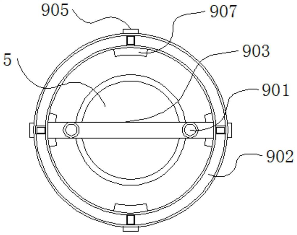 A tank surface detection device with multi-stage angle adjustment function