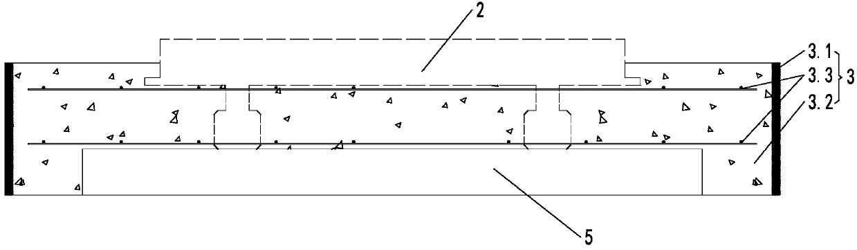 Simply-supported slab bridge jack-up method and height-adjustable combined cushion structure applied therein